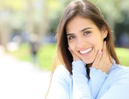 Summer Smile Care: Keep Your Teeth Healthy on Vacation